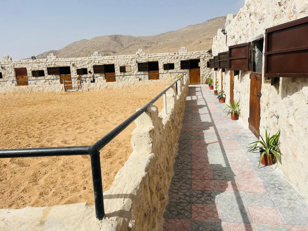 Petra Royal Ranch *